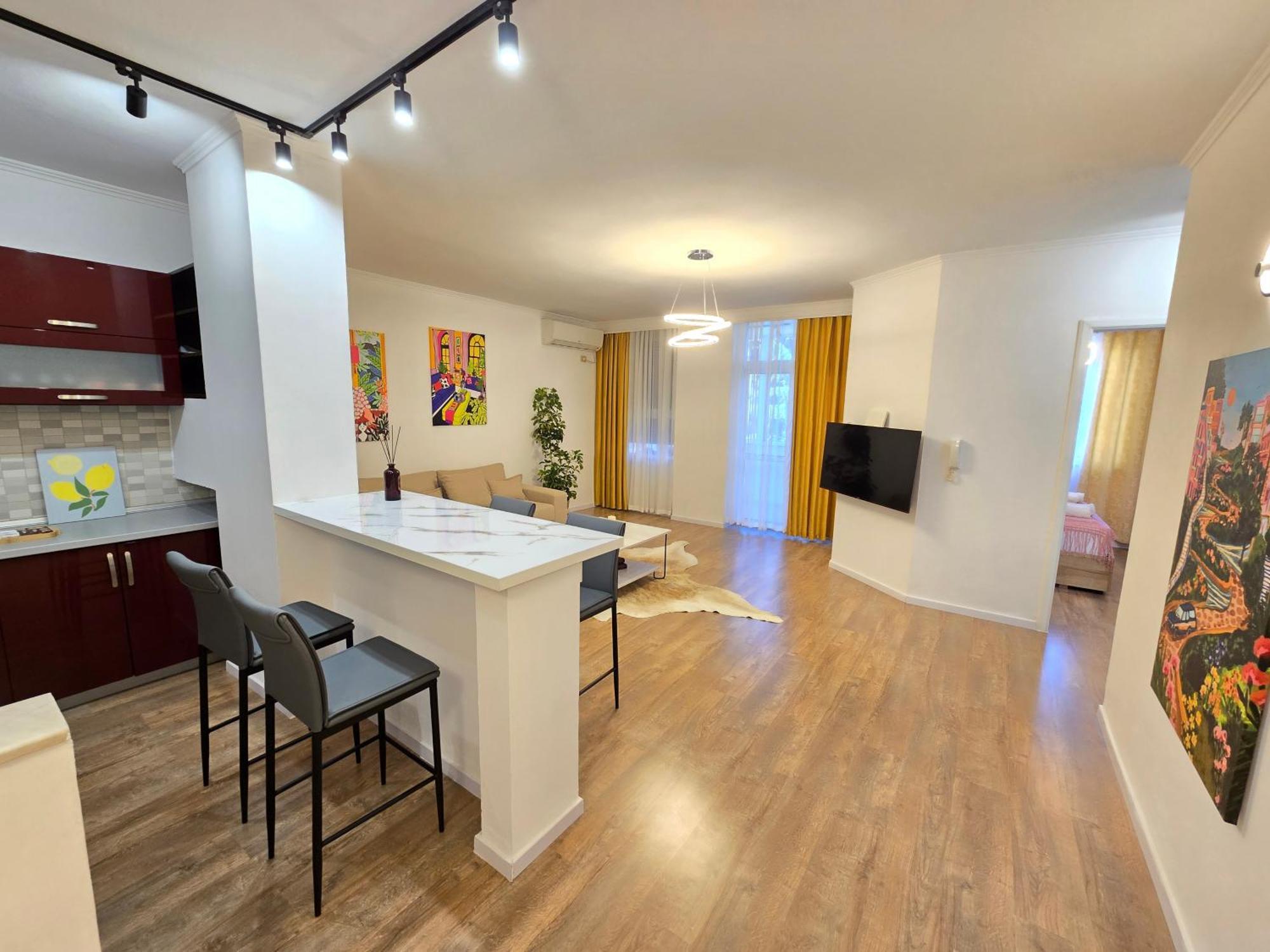 L Etoile Apartment *