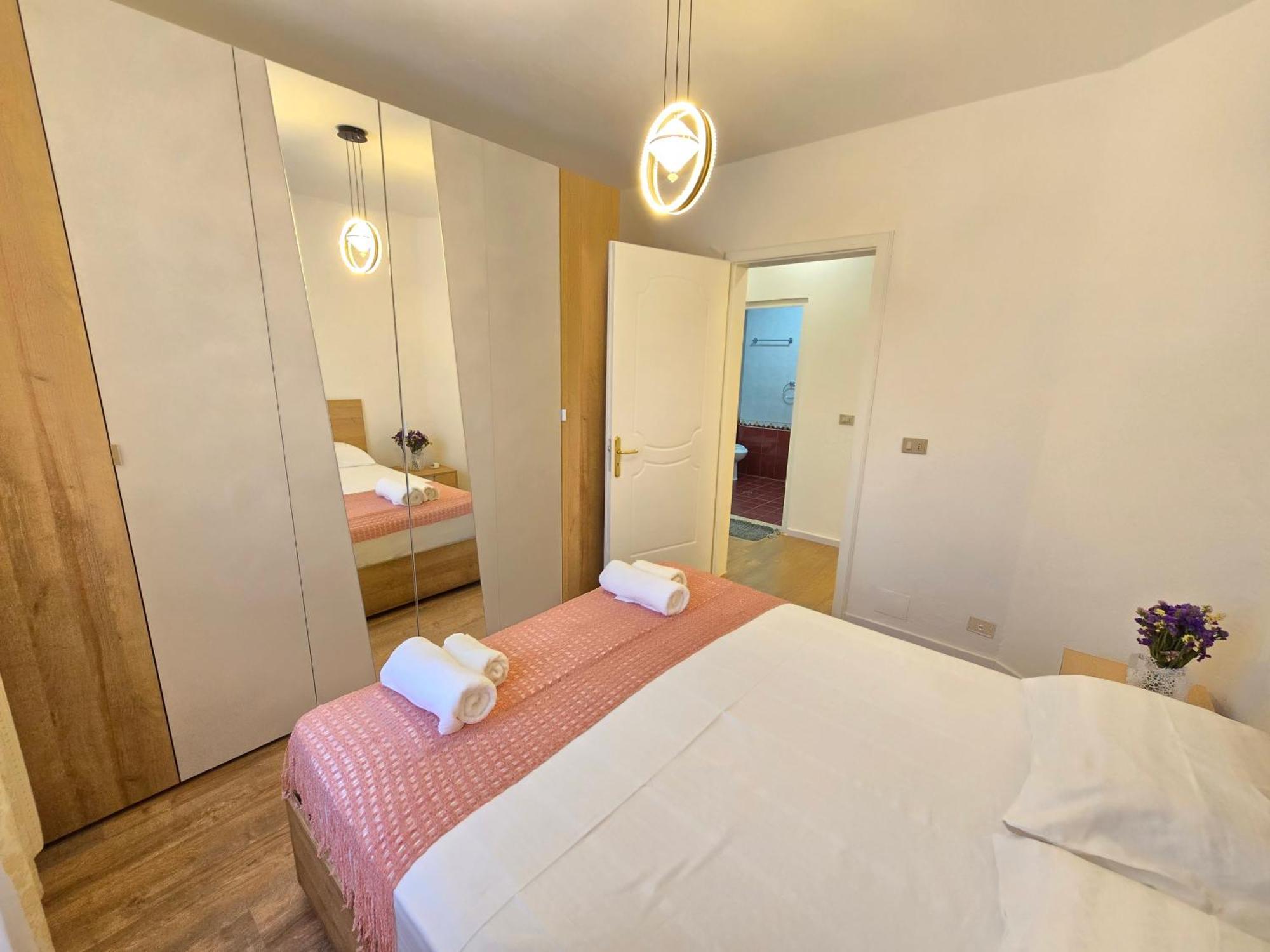 L Etoile Apartment